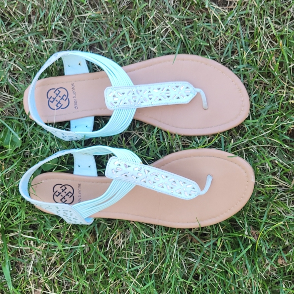 Daisy Fuentes Sandals